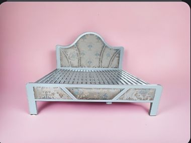 GIƯỜNG SẮT HOÀNG GIA